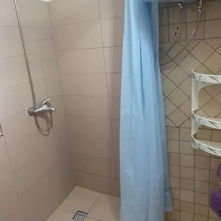 Appartement Dina House *