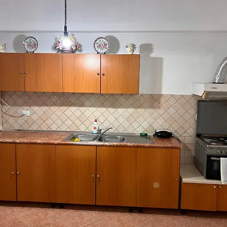 Dina House Apartment *