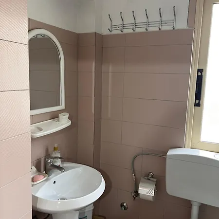 Dina House * Влёра