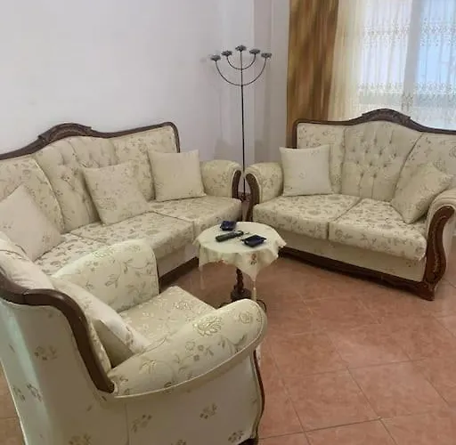 Dina House Appartement *